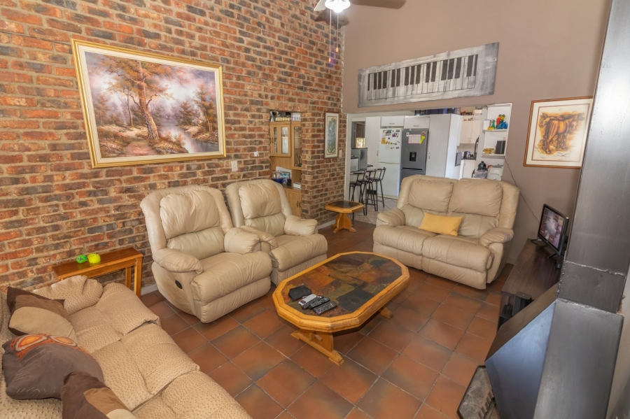 3 Bedroom Property for Sale in Tuinhof Free State